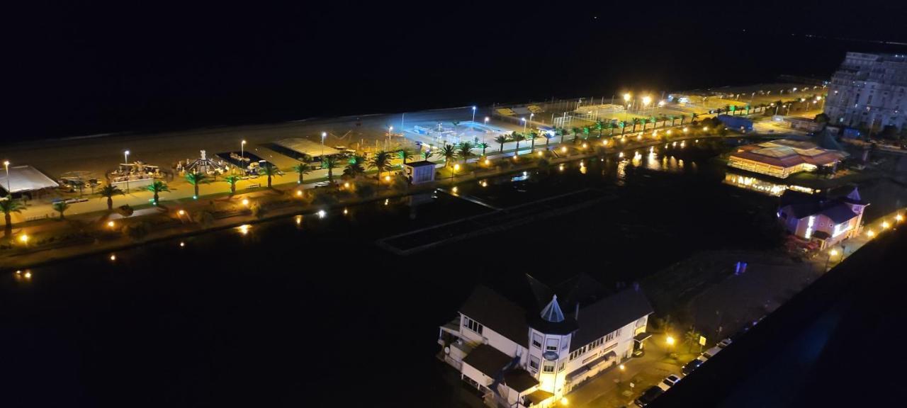 Aparthotel Only Front Sea View, No Side View, Wonderful Panorama, High Floor, Location Guarantee Batumi Exterior foto