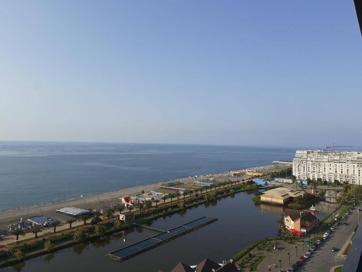 Aparthotel Only Front Sea View, No Side View, Wonderful Panorama, High Floor, Location Guarantee Batumi Exterior foto